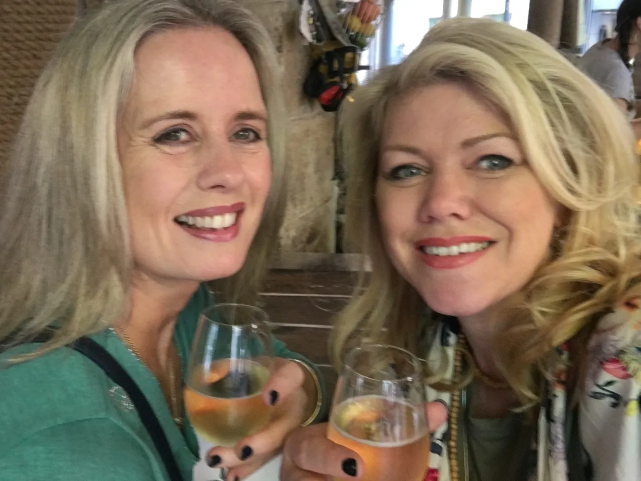 Champagne in Paris? Oui!