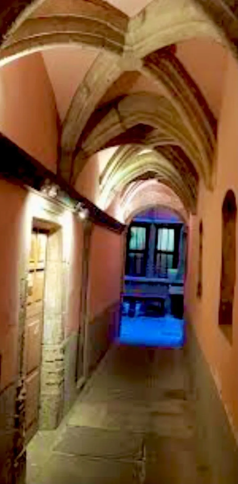 My next vacances en France. First stop… Loulabelle in Lyon!