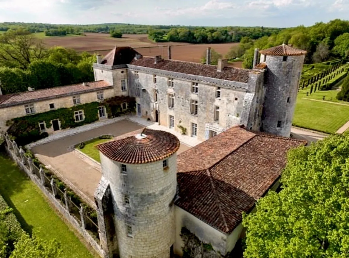 Dreaming of a Château