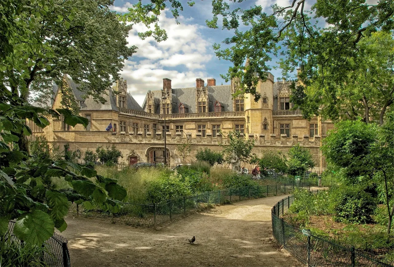 Finding harmony in Paris – the simple joie de vivre ♥️